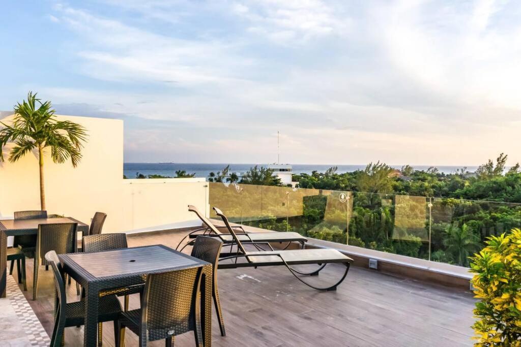 HostPal Luxury Studio in Playa del Carmen Esterno foto