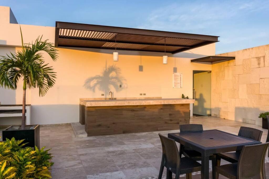 HostPal Luxury Studio in Playa del Carmen Esterno foto